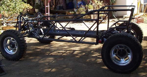 manxter chassis left side2.jpg