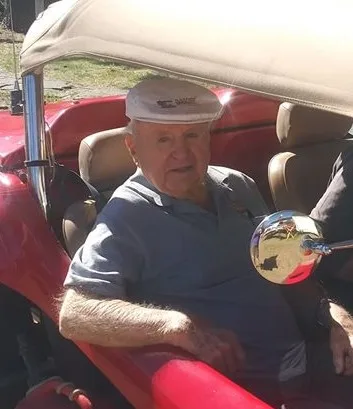 Tribute photo uploaded by Archives