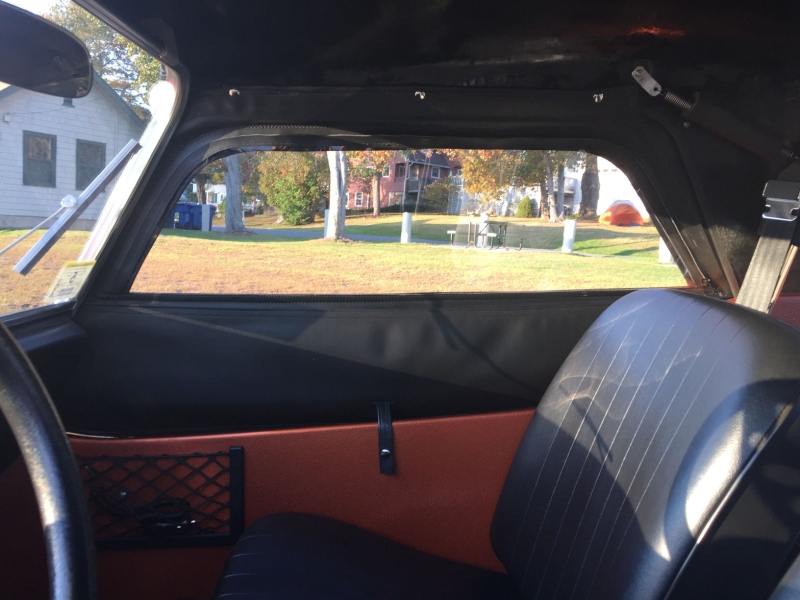 Inside side curtain closed