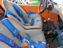 seat width from right side