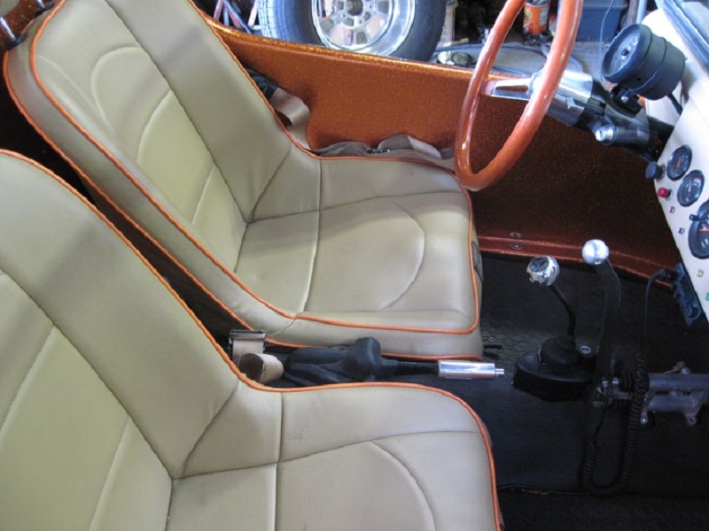 kick out seats from right side mounted
