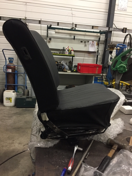 0DB955B8-B1D6-4BA2-949D-1EBDE63736C2